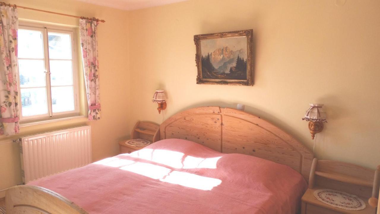 Marta'S House Guest House Bled Bagian luar foto